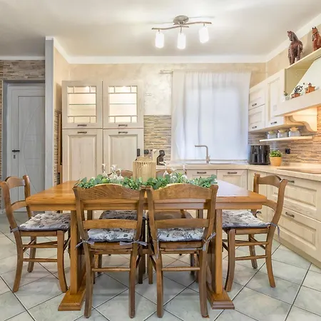 Beautiful Apt Ac 4 Min To The Beach - Il Lupo Affitta
