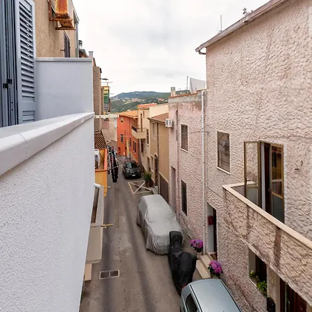 Beautiful Apt Ac 4 Min To The Beach - Il Lupo Affitta Apartmán *