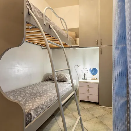 Beautiful Apt Ac 4 Min To The Beach - Il Lupo Affitta